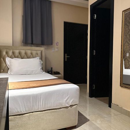 Hotel Crowner ダビッド エクステリア 写真