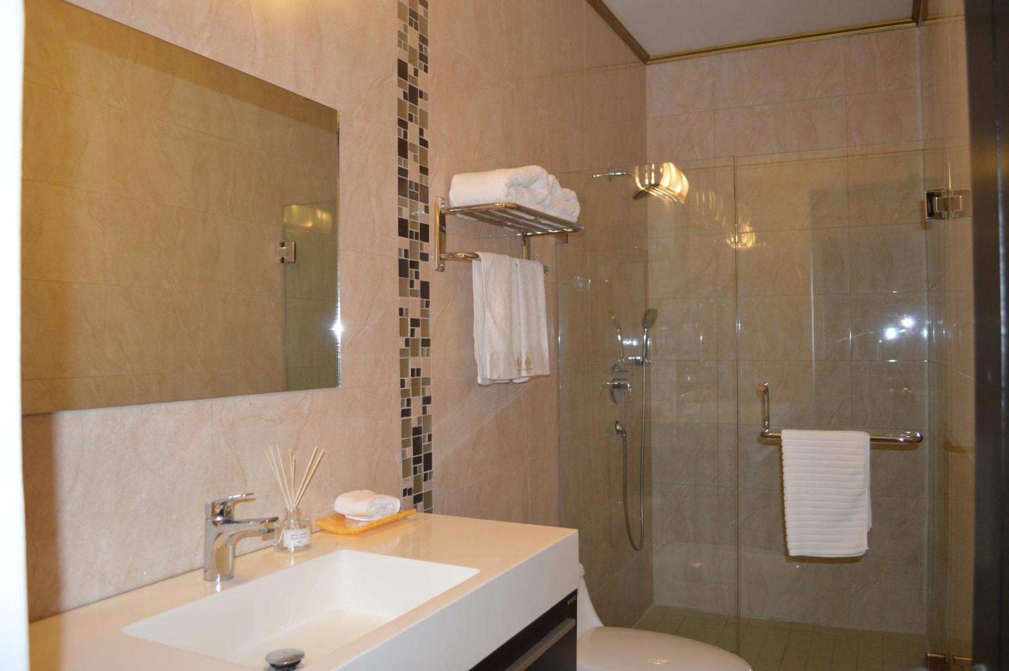 Hotel Crowner ダビッド エクステリア 写真