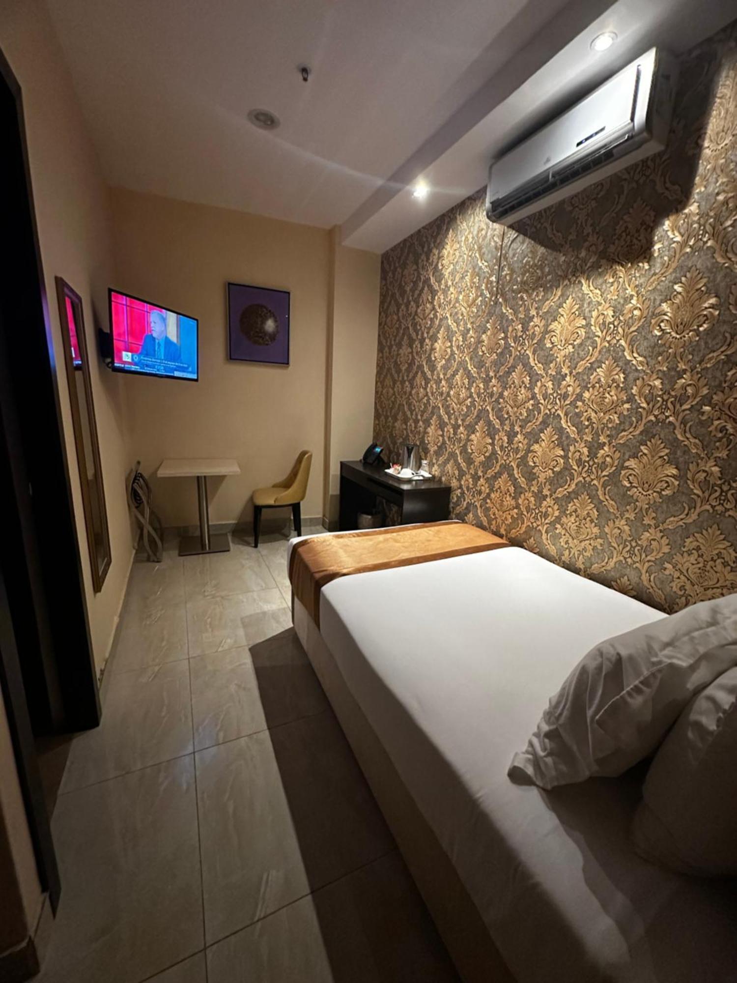 Hotel Crowner ダビッド エクステリア 写真